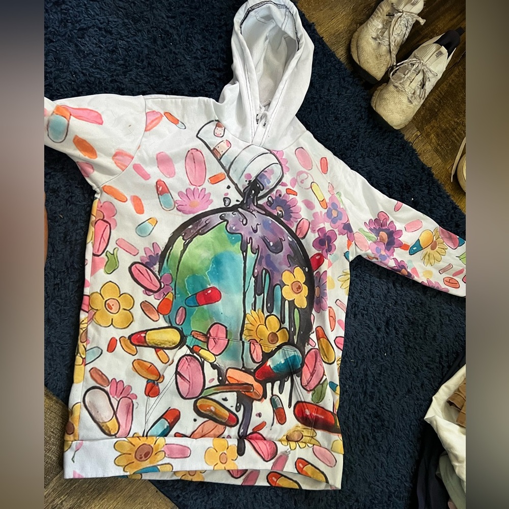 Men’s large juice WRLD sweatshirt